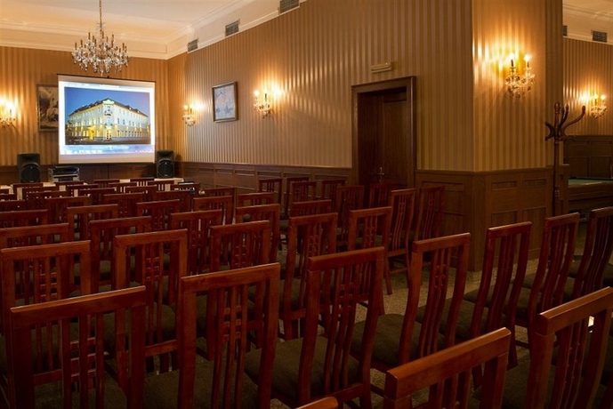 Imagen de los interiores del Hotel Europa, POPRAD. Foto 15