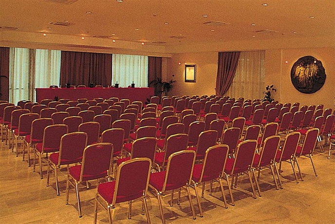 Imagen de los interiores del Hotel Europa Palace. Foto 5