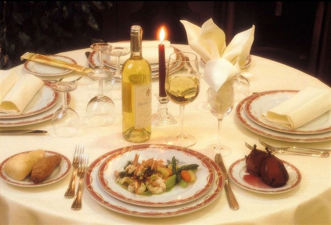 Imagen del bar/restaurante del Hotel Europa Palace. Foto 3