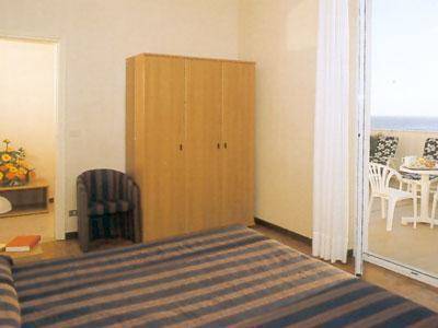 Imagen de la habitación del Hotel Europa Palace, San Remo. Foto 6