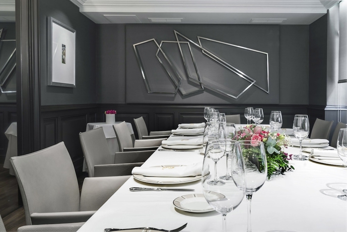 Imagen del bar/restaurante del Hotel Europa, Pamplona. Foto 3