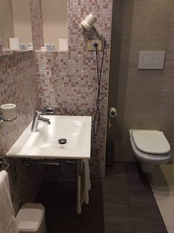 Imagen de la habitación del Hotel Europa Parking. Foto 5