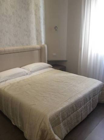 Imagen de la habitación del Hotel Europa Parking. Foto 9