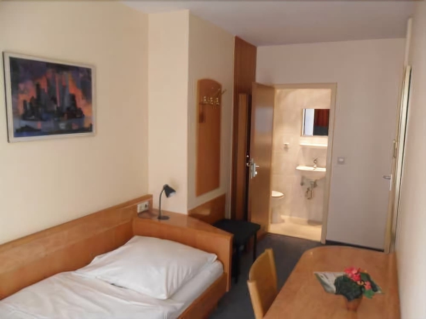 Imagen de la habitación del Hotel Europa, Pforzheim. Foto 6