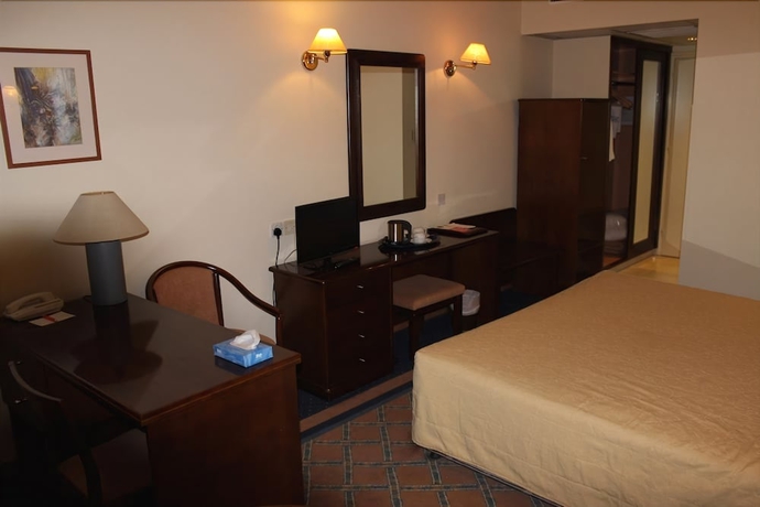 Imagen de la habitación del Hotel Europa Plaza. Foto 7