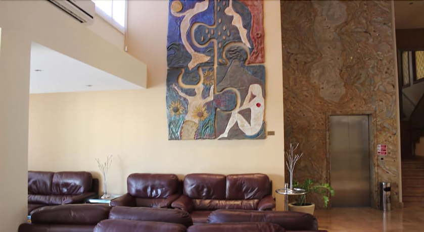 Imagen de los interiores del Hotel Europa Plaza. Foto 17