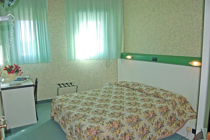 Imagen de la habitación del Hotel Europa Poggibonsi. Foto 3