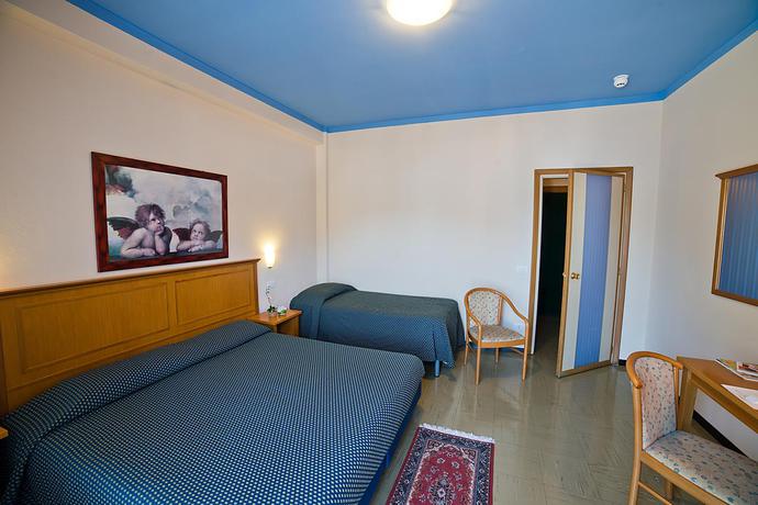 Imagen de la habitación del Hotel Europa, Porlezza. Foto 8