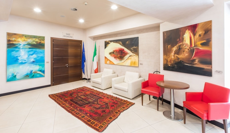 Imagen de los interiores del Hotel Europa, REGGIO EMILIA. Foto 16