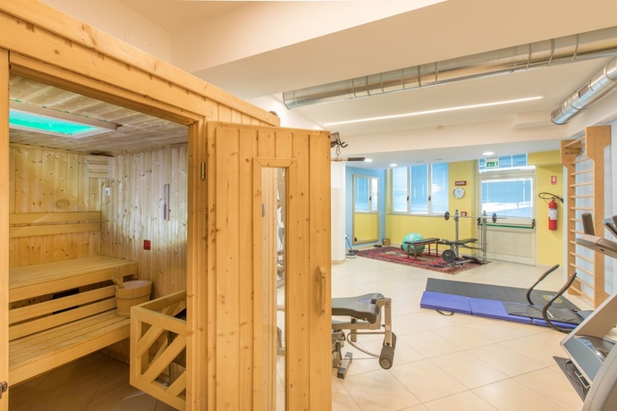 Imagen de los interiores del Hotel Europa, REGGIO EMILIA. Foto 18