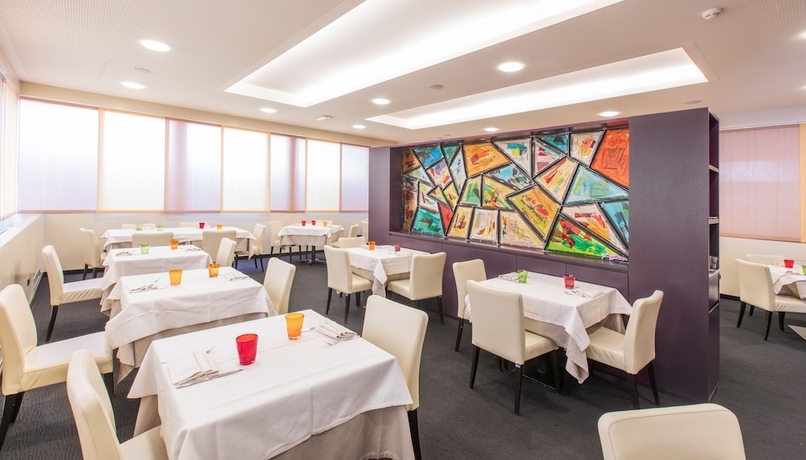 Imagen del bar/restaurante del Hotel Europa, REGGIO EMILIA. Foto 2