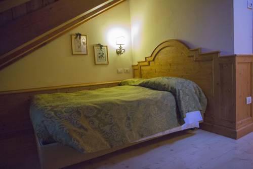 Imagen de la habitación del Hotel Europa Residence. Foto 4