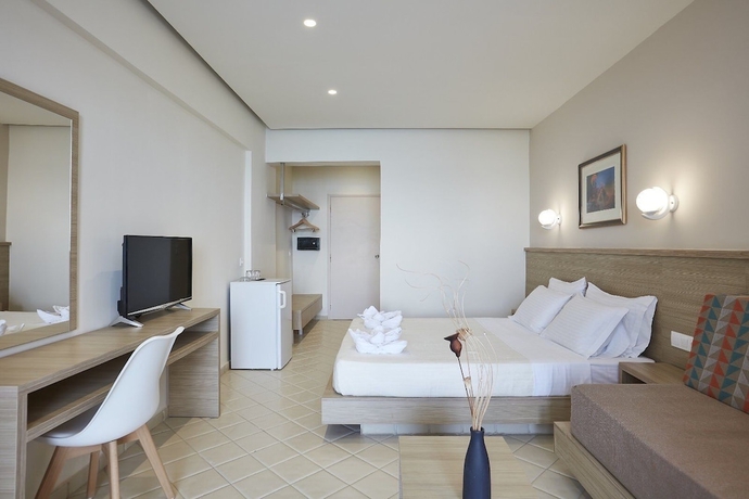 Imagen de la habitación del Hotel Europa Resort. Foto 12