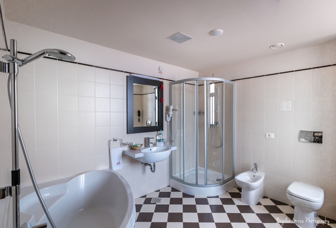 Imagen de la habitación del Hotel Europa Royale Bucharest. Foto 4