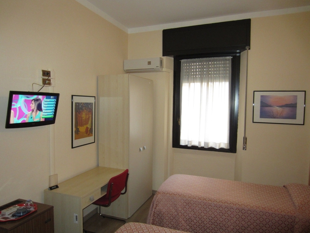 Imagen de la habitación del Hotel Europa, Sesto San Giovanni. Foto 6