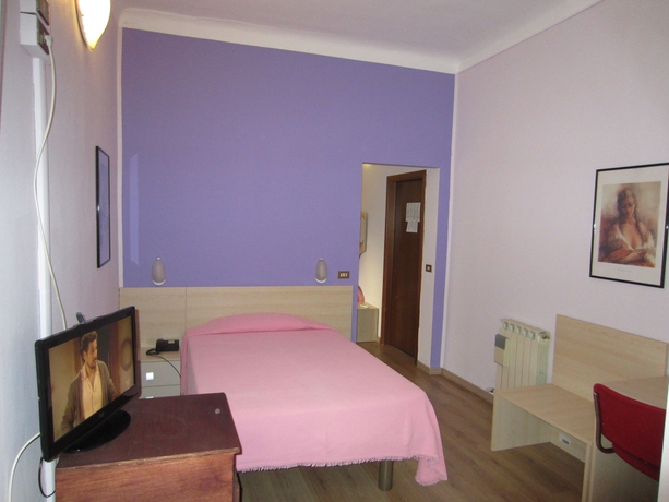 Imagen de la habitación del Hotel Europa, Sesto San Giovanni. Foto 7