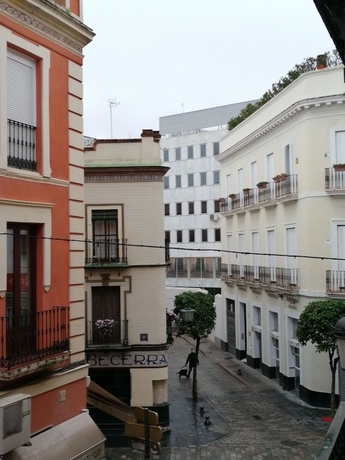 Imagen de la habitación del Hotel Europa, Sevilla. Foto 16
