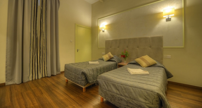 Imagen de la habitación del Hotel Europa, Sliema. Foto 5