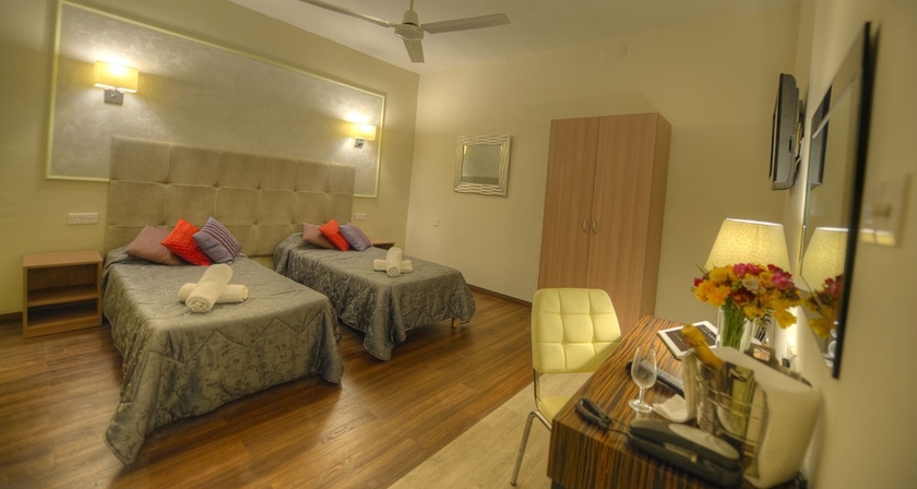 Imagen de la habitación del Hotel Europa, Sliema. Foto 15