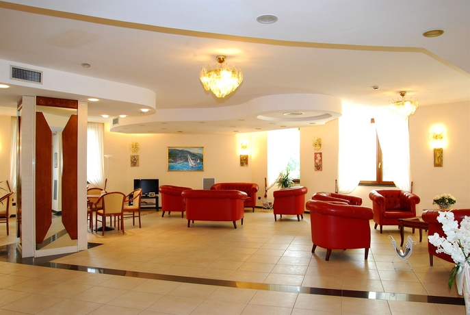 Imagen de los interiores del Hotel Europa Stabia. Foto 12