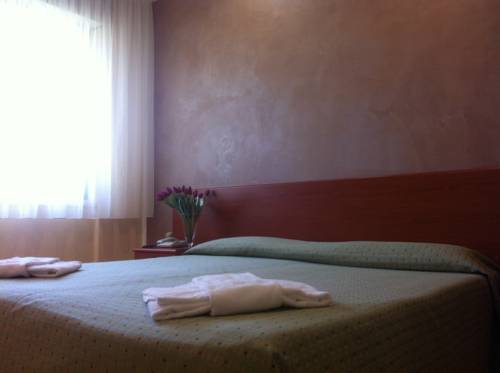 Imagen de la habitación del Hotel Europa, Termoli. Foto 5