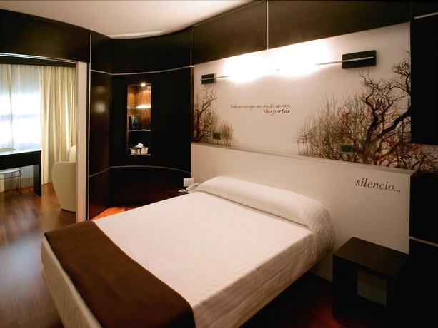 Imagen de la habitación del Hotel Europa, UTEBO. Foto 10