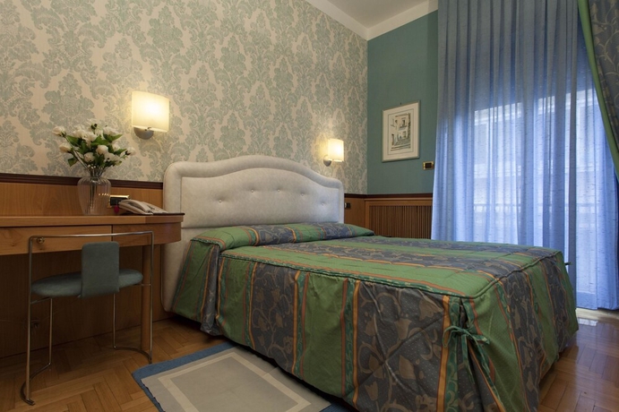 Imagen de la habitación del Hotel Europa, Verona. Foto 3