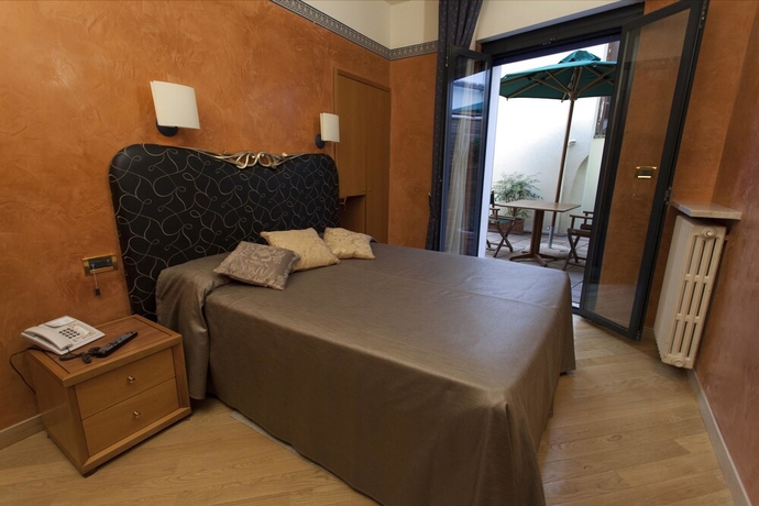 Imagen de la habitación del Hotel Europa, Verona. Foto 4