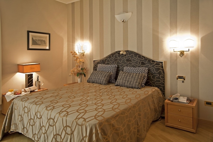 Imagen de la habitación del Hotel Europa, Verona. Foto 13