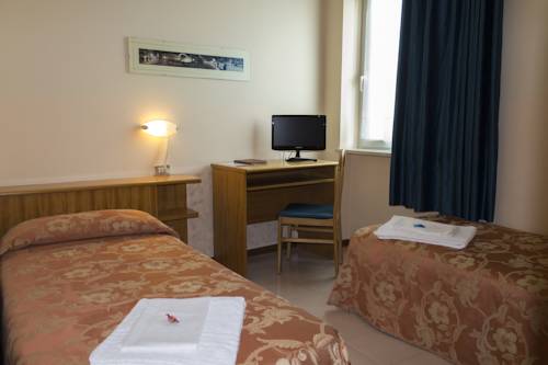 Imagen de la habitación del Hotel Europa, Villafranca de Verona. Foto 8
