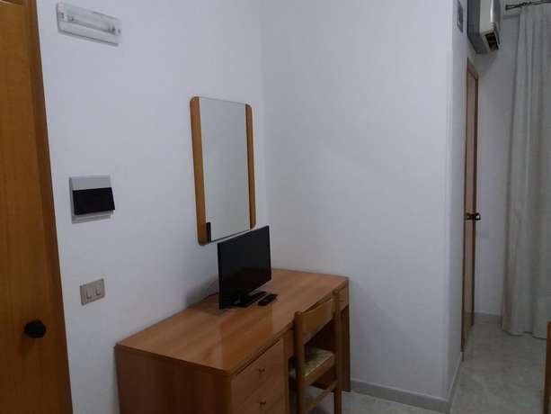 Imagen de la habitación del Hotel Europa, Vittoria. Foto 4