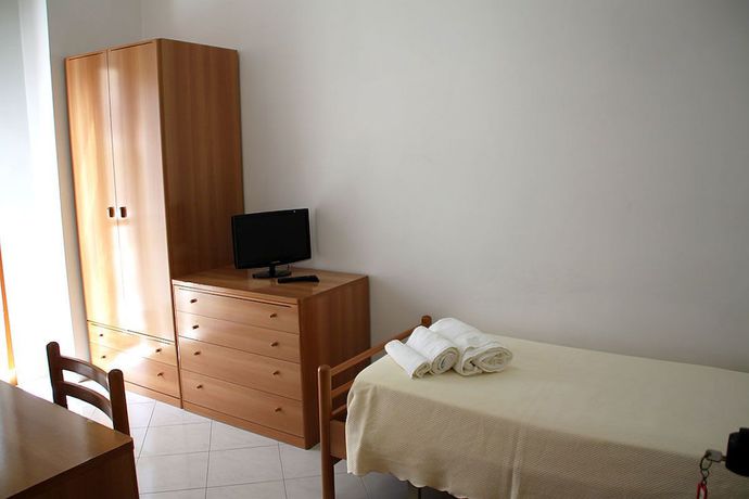 Imagen de la habitación del Hotel Europa, Vittoria. Foto 16