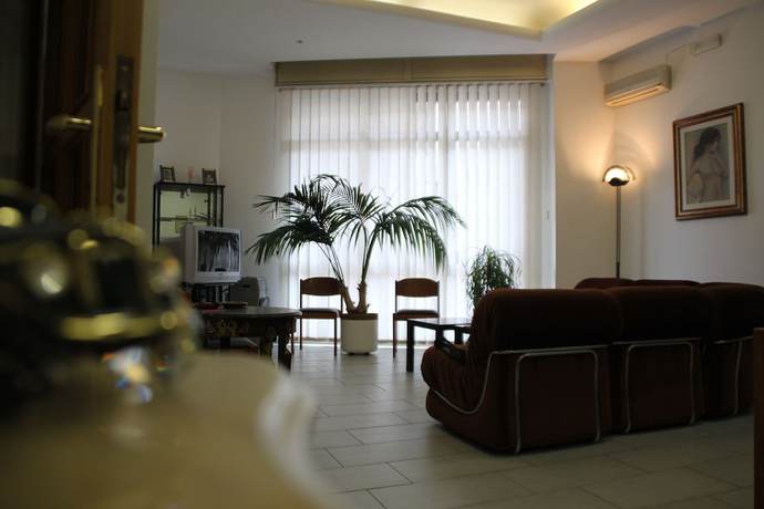 Imagen de los interiores del Hotel Europa, Vittoria. Foto 20