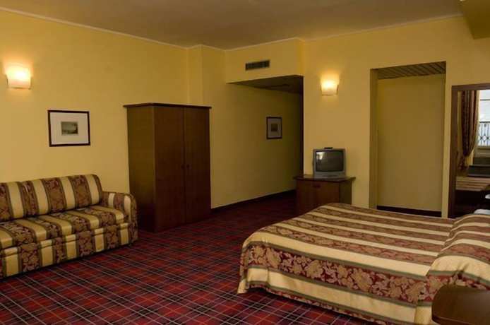 Imagen de la habitación del Hotel Europalace, Verbania. Foto 15