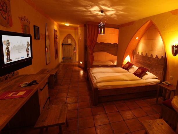 Imagen de la habitación del Hotel Europa-park Freizeitpark and Erlebnis-resort, Castillo Alcazar. Foto 4