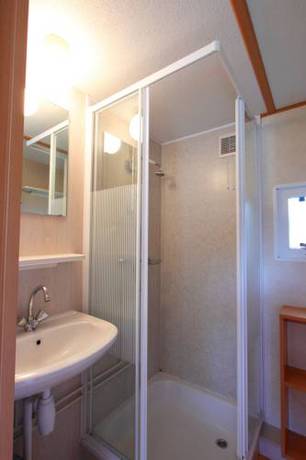 Imagen de la habitación del Hotel Europarcs Parc Du Soleil. Foto 16