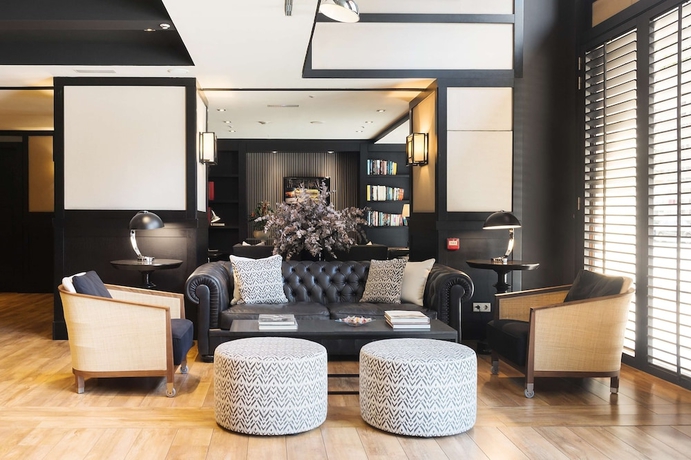 Imagen de los interiores del Hotel Europark. Foto 13