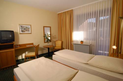 Imagen de la habitación del Hotel Europark Hotel International. Foto 13