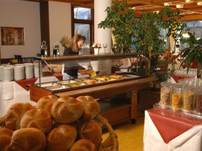 Imagen del bar/restaurante del Hotel Europark Hotel International. Foto 8