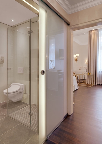 Imagen de la habitación del Hotel Europäischer Hof Heidelberg. Foto 13