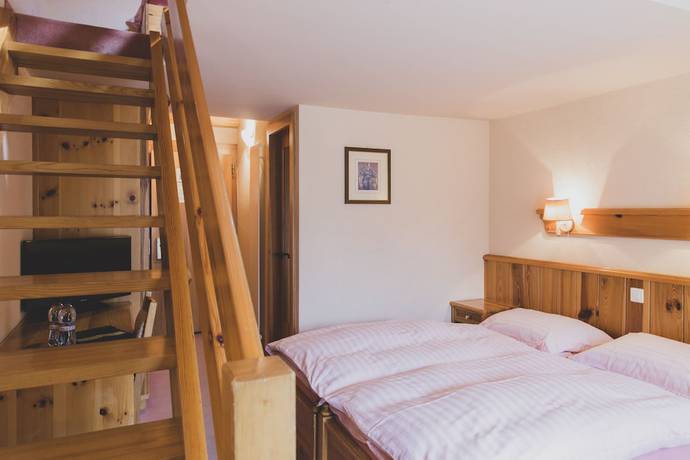 Imagen de la habitación del Hotel Europe, Anniviers. Foto 10