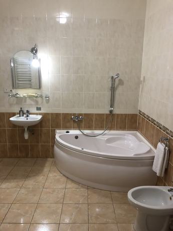 Imagen de la habitación del Hotel Europe Brody. Foto 7