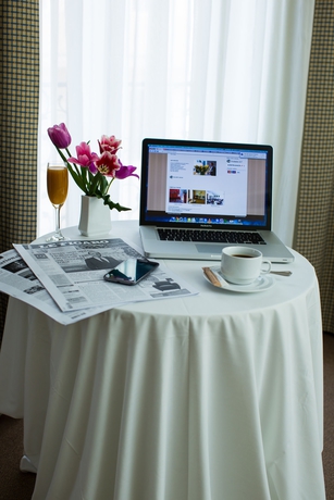 Imagen de la habitación del Hotel Europe, Ereván. Foto 11