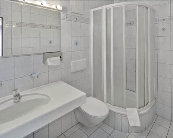 Imagen de la habitación del Hotel Europe Garni. Foto 11