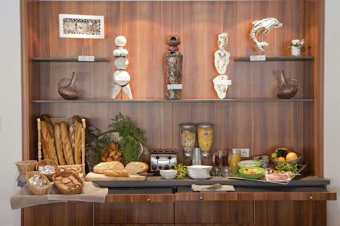 Imagen del bar/restaurante del Hotel Europe Haguenau - and Spa. Foto 2