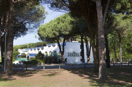 Imagen de la habitación del Hotel Europe, La Grande Motte. Foto 4