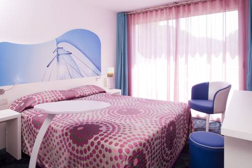 Imagen de la habitación del Hotel Europe, La Grande Motte. Foto 11