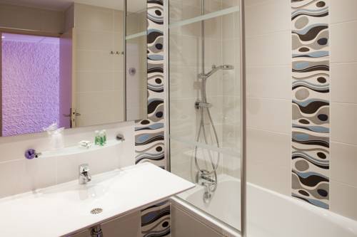 Imagen de la habitación del Hotel Europe, La Grande Motte. Foto 13