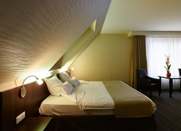 Imagen de la habitación del Hotel Europe, Ostende. Foto 4