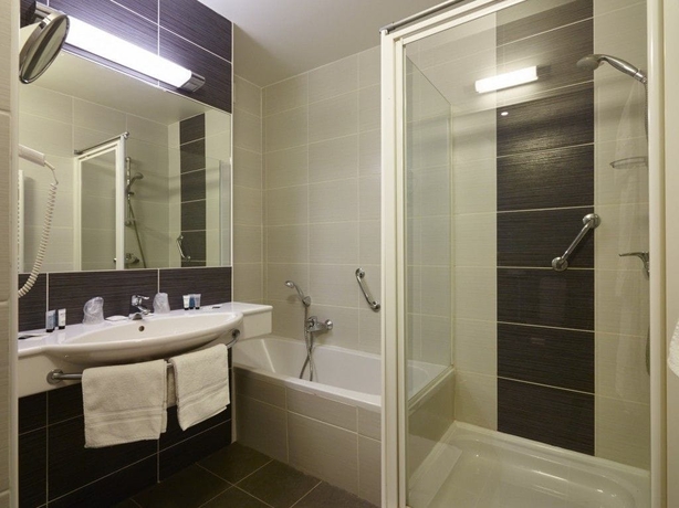 Imagen de la habitación del Hotel Europe, Ostende. Foto 10